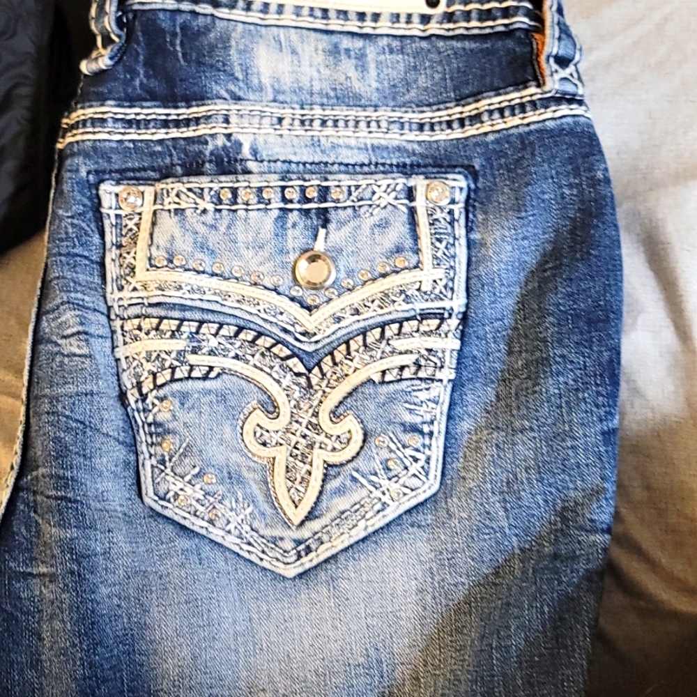 Rock revival jeans size 31 mid-rise